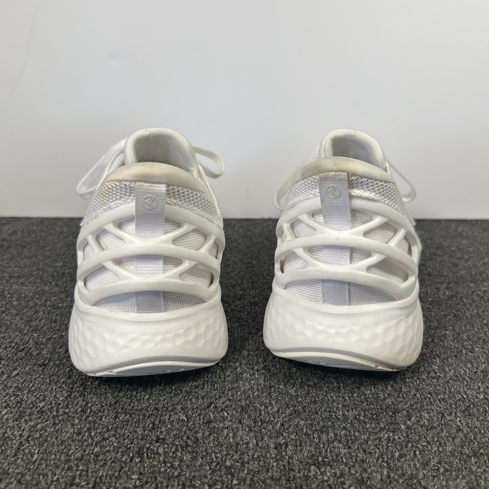 SAOLA Scarpe sneakers Kizik Athens uomo taglia 13 mani libere slip on maglia bianca