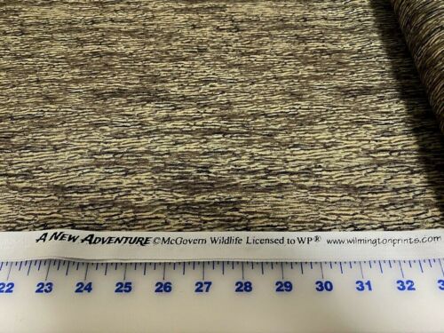 Nouveau tissu coton coordonnant texture écorce arbre d'aventure par an. Wilmington - Photo 1/3