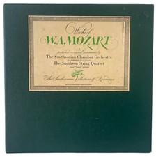 Works of W A Mozart Smithsonian Chamber Orchestra 5 Cassette Tapes Set and Book