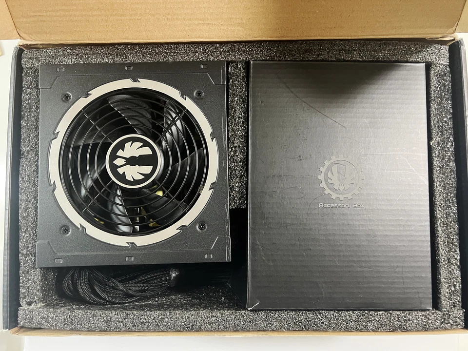 BitFenix Fury Series Alchemy Premium Sleeved Cables 650W 80 PLUS GOLD Certified - Image 3 of 4