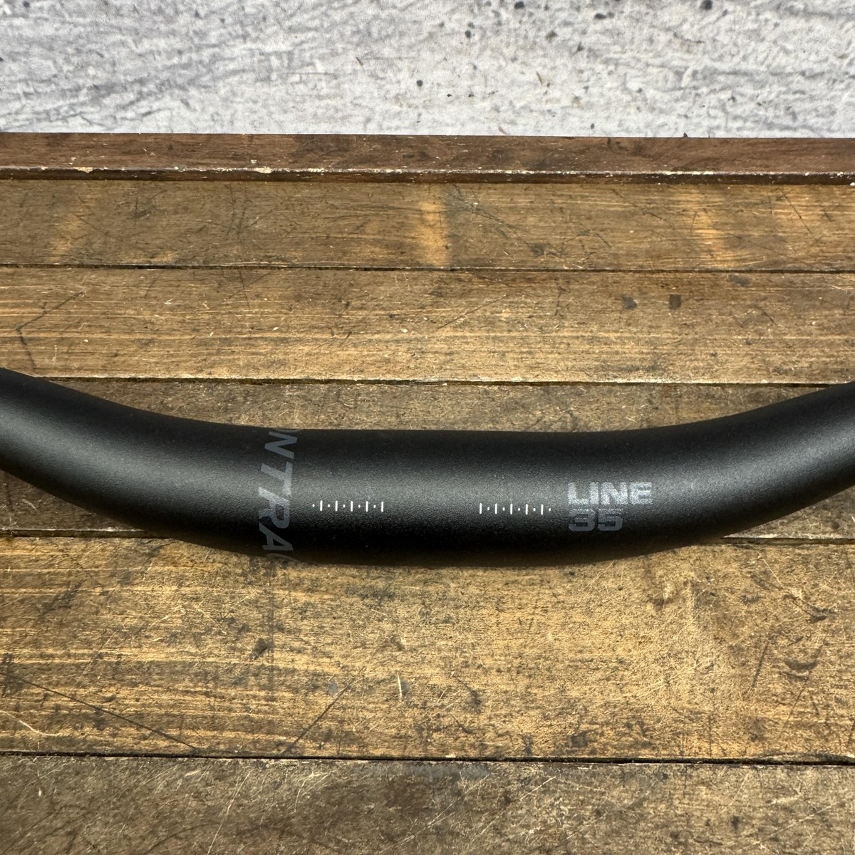 Bontrager Line35 アルミハンドルバー 760mm ハンドル・ステム 車