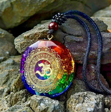 Chakra Natural Crystal Orgonite Pendant Healing Talisman Resin Unisex Necklace