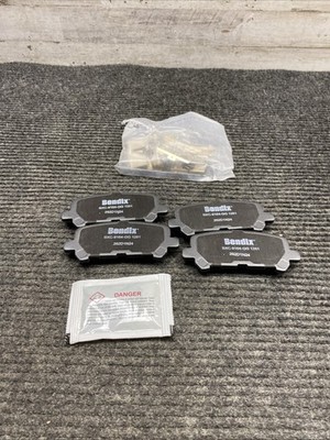 Disc Brake Pad Set-Priority One Ceramic BPR Bendix CFC1281