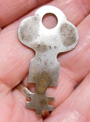 Vintage Old Antique No Name Flat Stamped Steel Key Number 2799