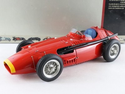 1957 Maserati 250F Grand Prix Sieger Red Yellow CMC 1:18 M-051 Model Car
