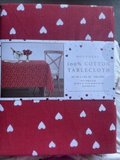 Envogue Tablecloth Valentines Day Hearts Red White New 60 x 102 Cotton