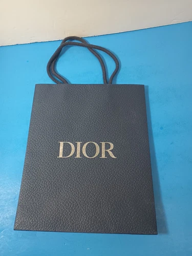 Sac cadeau shopping papier bleu Dior avec étoile métal argenté 8" x 9,5 x 3" neuf