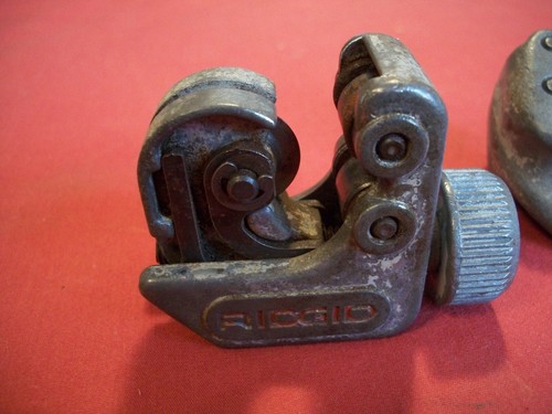 Ridgid Pipe Cutter Set of 2 pcs. #118 & 150 - Picture 2 of 3