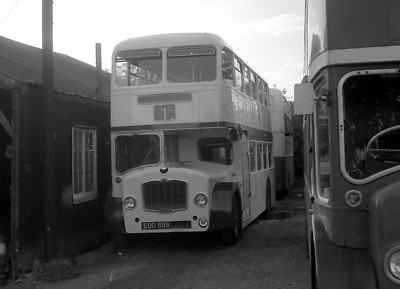Fords Althorne Eco588 Depot 6x4 Qualitäts Bus Foto