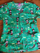 Disney Mickey Minnie Christmas Scrub Top Small  EUC  Green