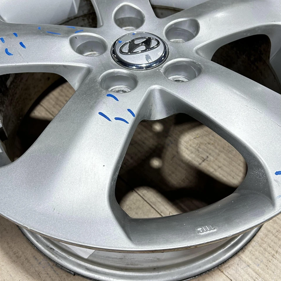 OEM 2007-2010 Hyundai Elantra Wheel Alloy Rim 16" 16 x 6 Five 5 Spoke W/ TMPS - Image 3 of 4