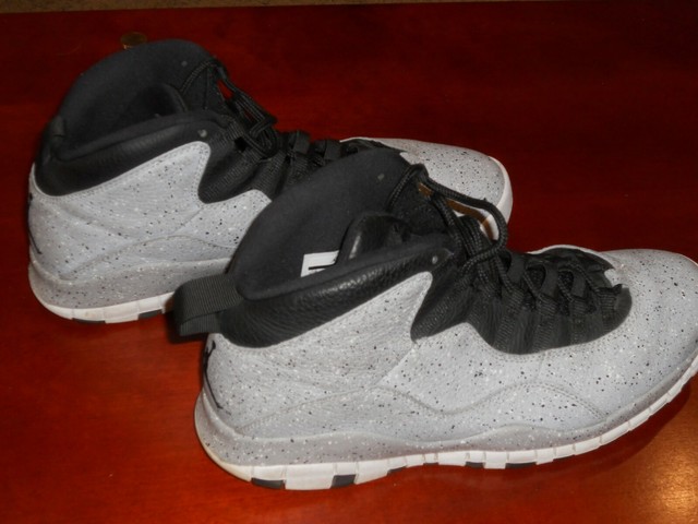 retro 10 light smoke grey