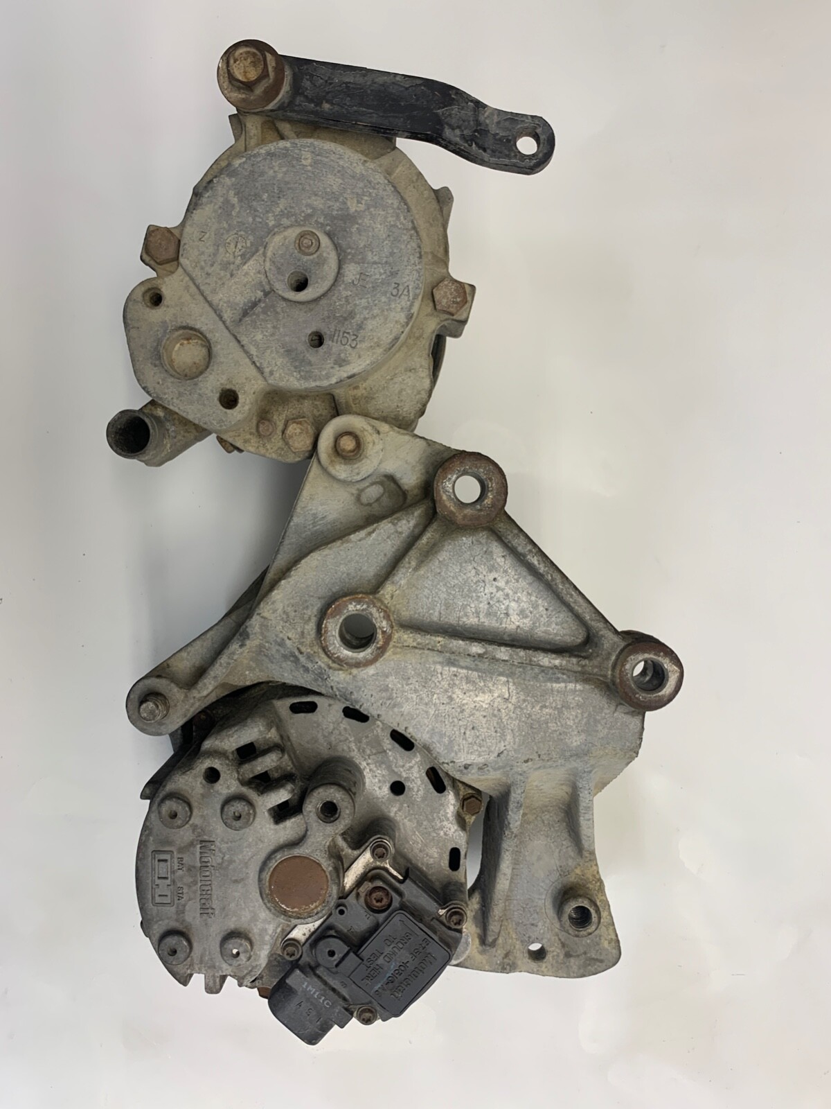 198293 Ford 302 smog pump, alternator and bracket eBay