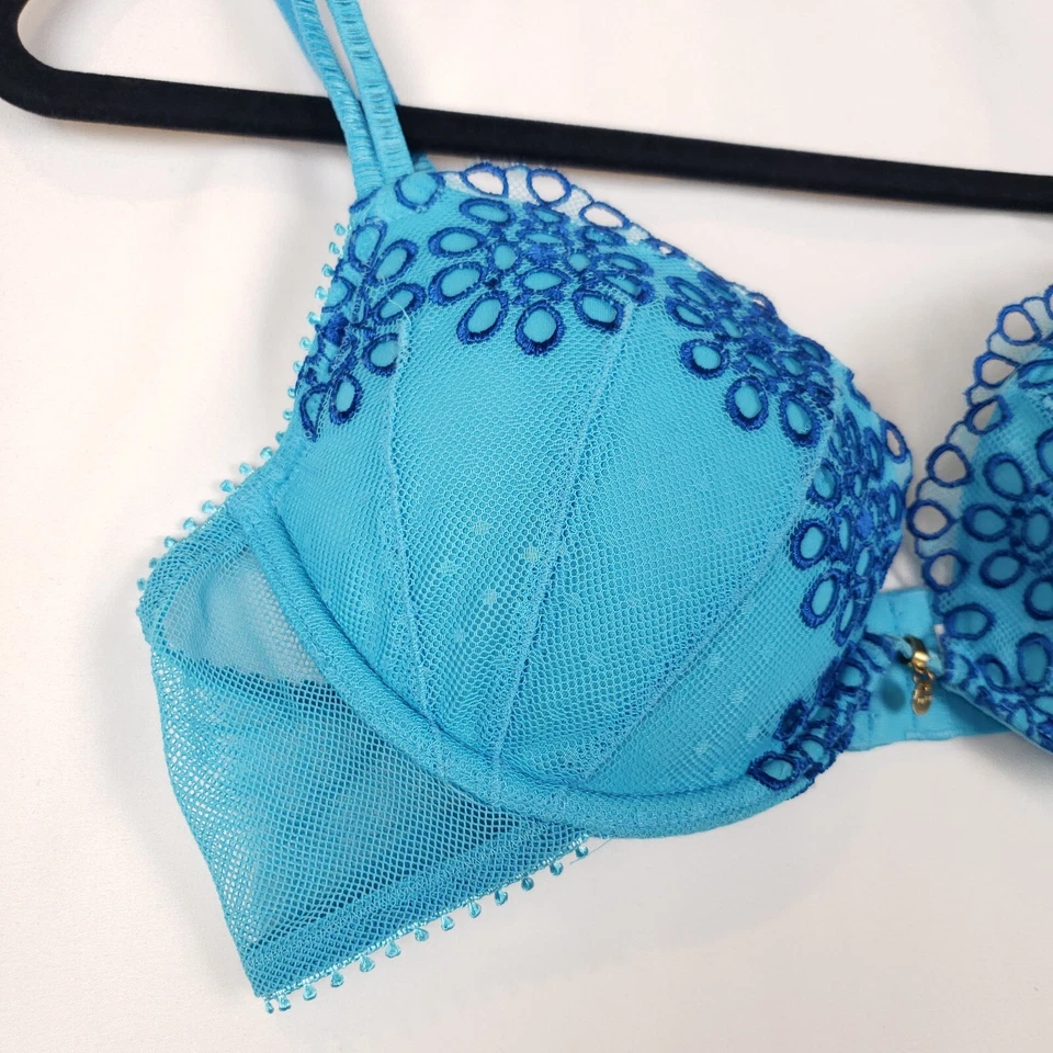 Sutiã Victorias Secret muito sexy balconet levemente forrado 36C bordado azul 2006 - Imagem 2 de 4