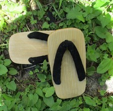 Japanese Handmade Wooden Geta Sandals with Black Straps Size 5 - 5 1/2 9"