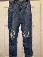 America Eagle Women s Stretch Jeans mom Jean Size 4