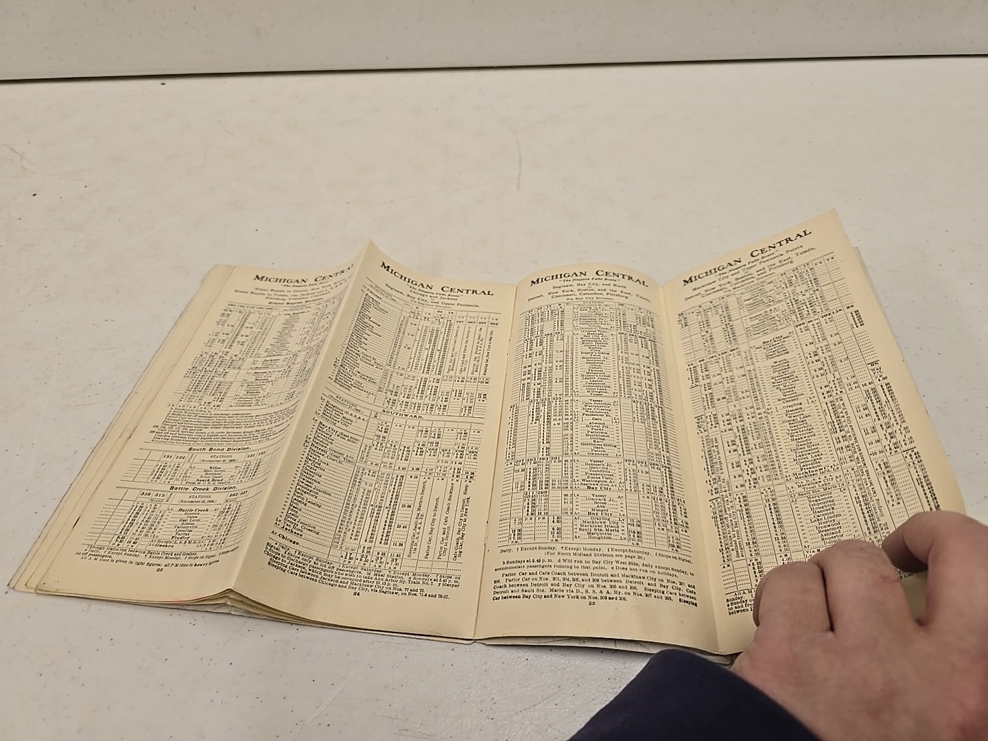 Antique Winter 1906 MCRR Michigan Central Railroad Niagra Falls Route Time Table