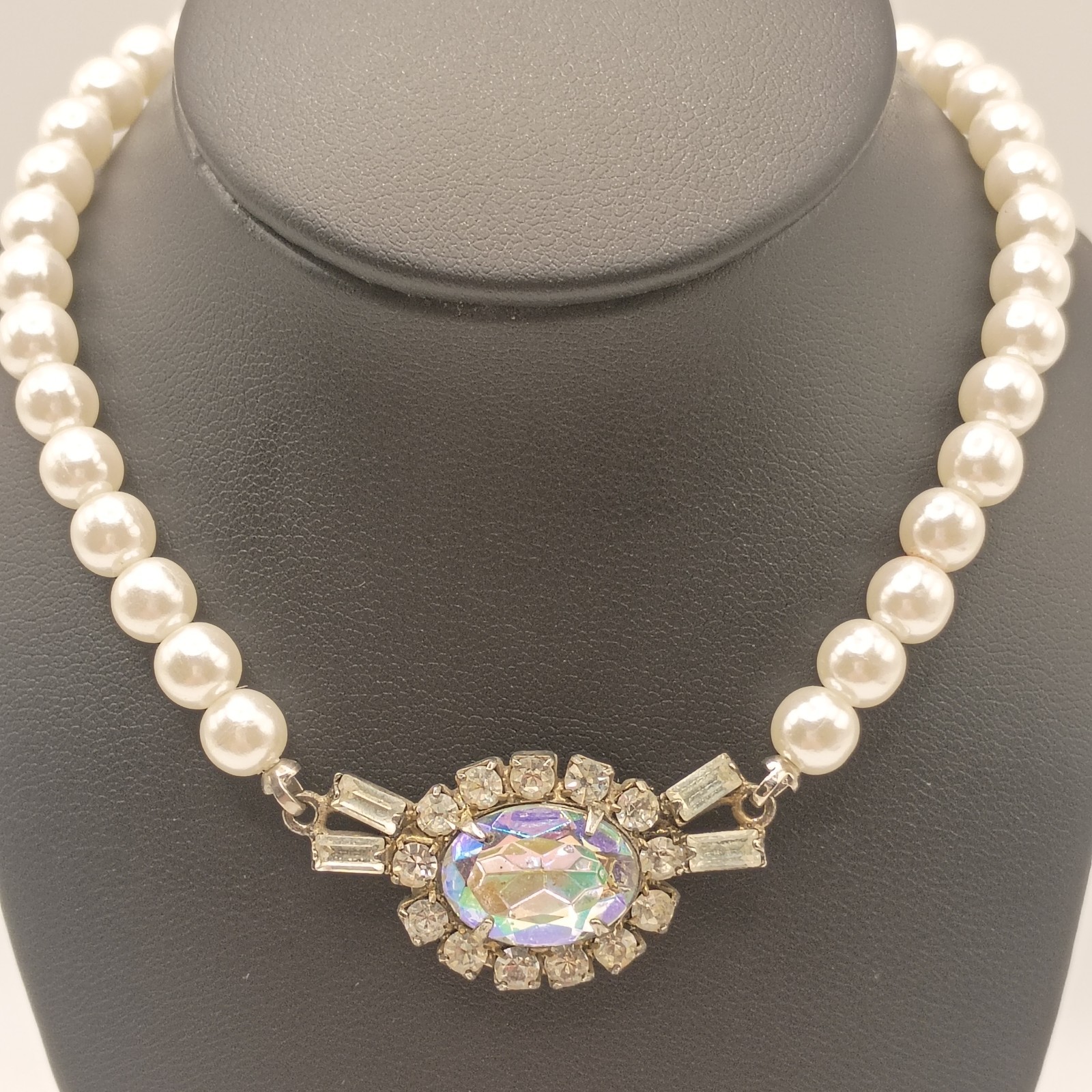 Vintage Faux Pearl Aurora Borealis Rhinestone Necklace Bridal Prom Coquette 16