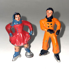 Pair Of Vintage Barclay   Lead Man  Woman Ice Skater Skaters Figures