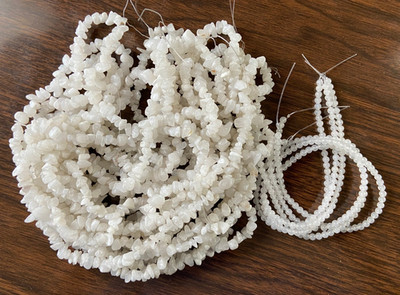 8 34'' Str Snow Jade Chips and 3 15.5'' Str 4mm Smooth Round Gemstone Beads Lot
