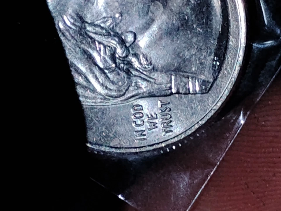 2022 D Wilma Mankiller Quarter Rare Error Coin 'In Cod We Trust' Error's on back - Image 4 of 4