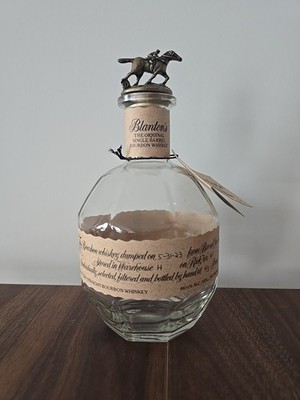 Blanton s Barrel Bourbon Whiskey Empty Bottle Horse & Jockey Cork Letter A 2017