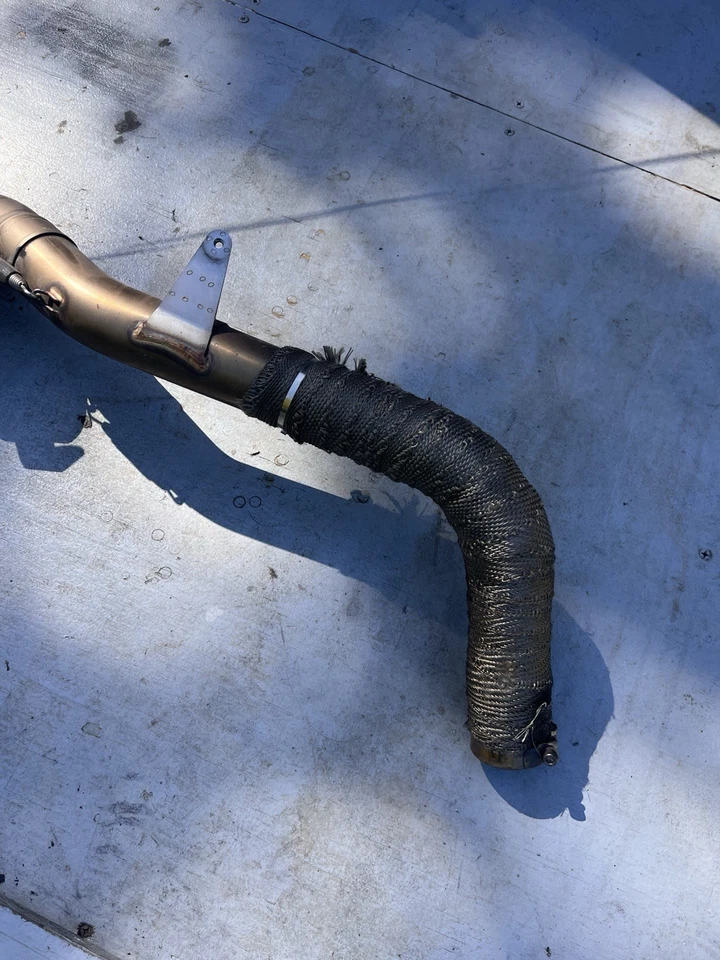 Honda cbr600rr 2005 escape Akarapovic Foto 2 de 4