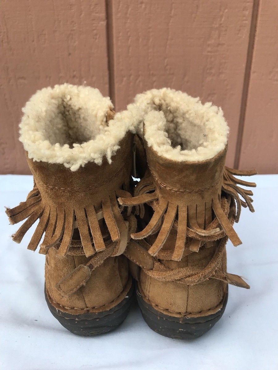 EUC UGG Women's US 6 Gaviota 5749 Brown Suede Women Ankle EUC UGG Women's US 6 Gaviota 5749 Brown Suede Women Ankle