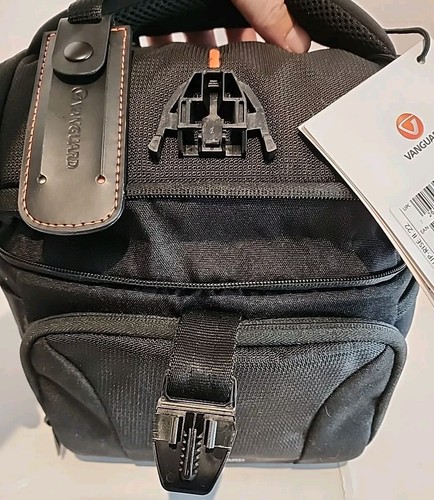 NWT Vanguard Up-Rise II 22 Shoulder Bag for Nikon Canon Sony Cameras - Picture 8 of 8