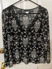 Studio Donatella Women's Large Black And White Designed Blowse Style MN0346