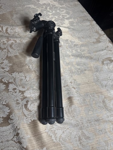 SUNPAK PLATINUM PLUS TRAVEL LITE TRIPOD 4200XL WITH POUCH 42" - Picture 8 of 10