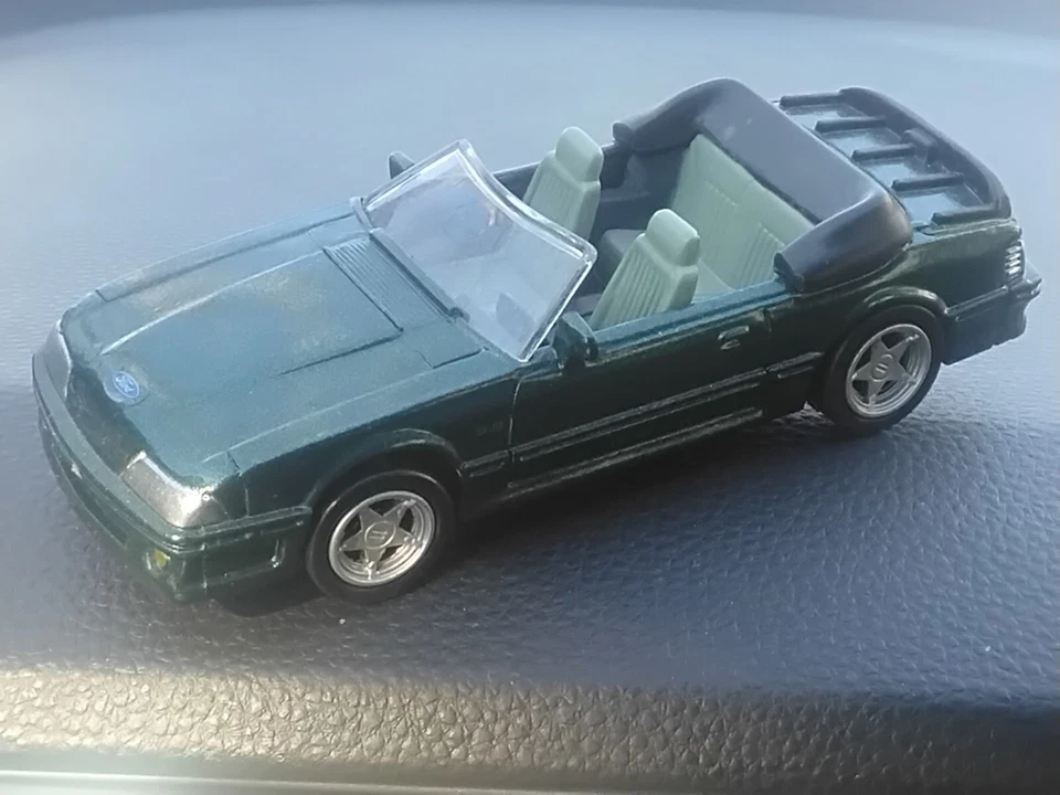 Ford Mustang GT  Convertible - Immagine 2 di 4