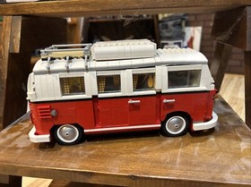 LEGO Creator Expert - 10220 VOLKSWAGEN T1 CAMPER -Complete with Manuals and Box