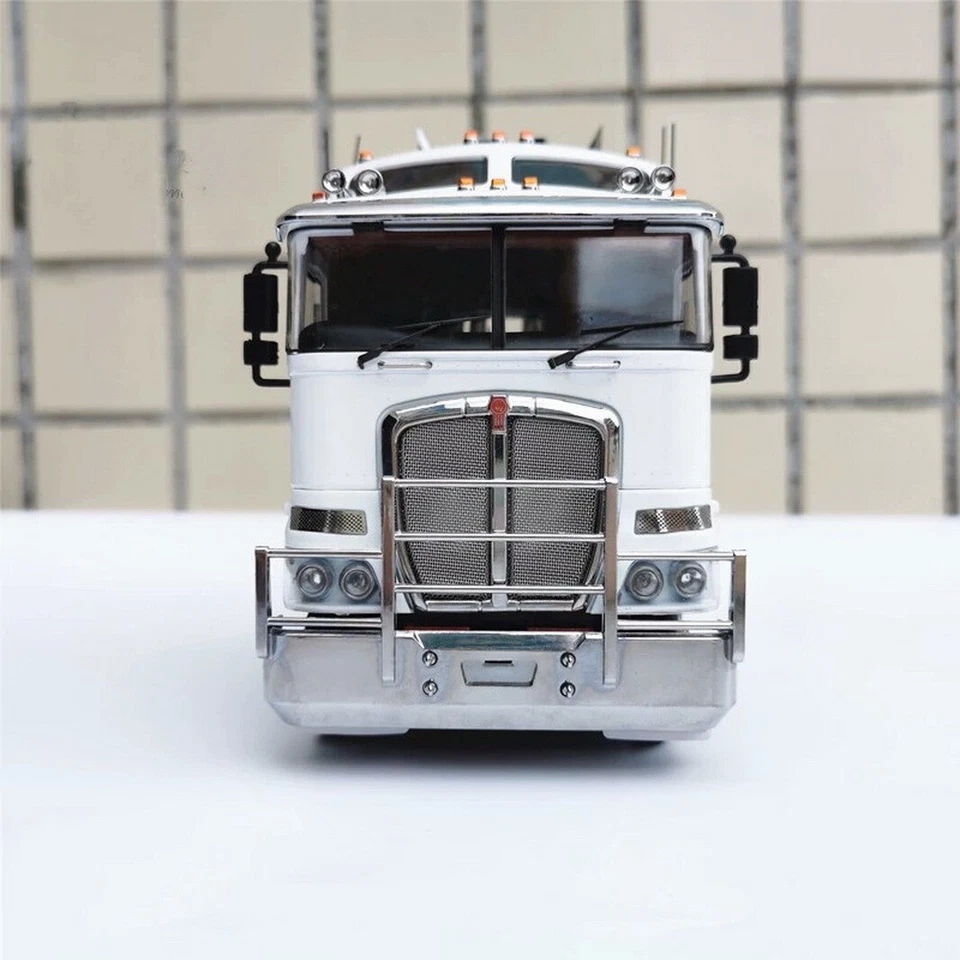EXCLUSIVE 1/32 Kenworth K200 Prime Mover Truck White Diecast Car Model - Image 3 of 4