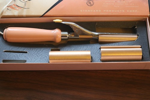 VINTAGE 60'S CURLING IRON ELECTRIC CURL BY STANDARD PRODUCTS ORIGINAL BOX NICE!! - Picture 4 of 6