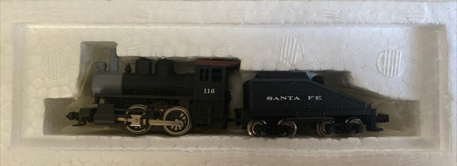 n scale switcher locomotive