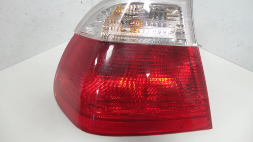 RÜCKLICHT LINKS BMW 3 serie (E46/4) Sedan 320i 24V (M52TU-B20) 2000 8383824