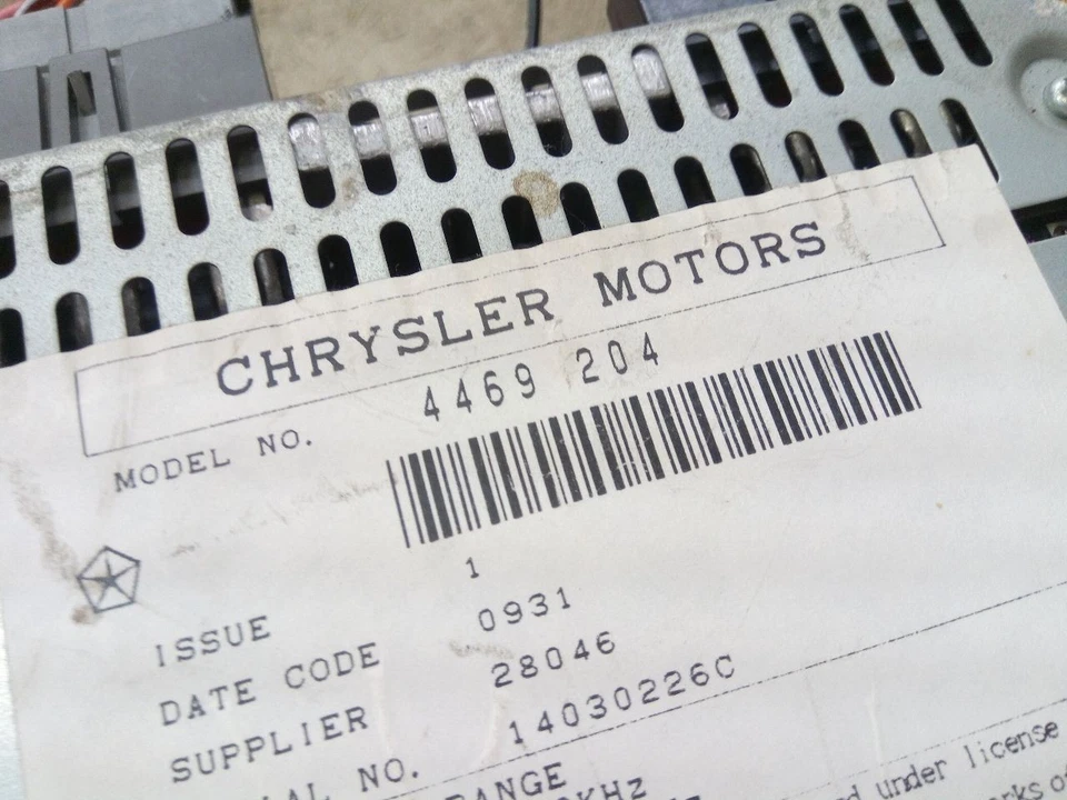 Radio estéreo AM FM EQ Cassette INFINITY su 86-91 CHRYSLER NEW YORKER e10-70 Foto 4 de 4