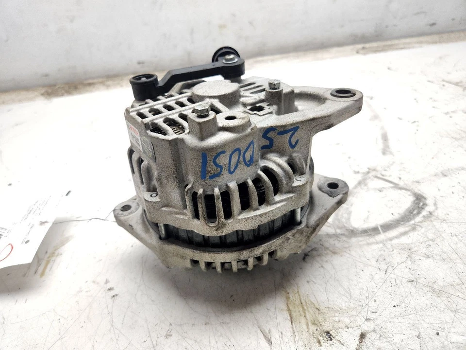 Alternador Mazda Protege 1999-2003 1.8L-2.0L OEM FP34-18-300 carregamento de fábrica - Imagem 2 de 4