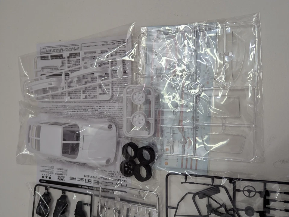 NUNU PN24011 Kit 1/24 Porsche 911 SC RS '84 OMAN RALLY WINNER - Immagine 4 di 4