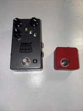 JHS Kilt V2 + Red Remote