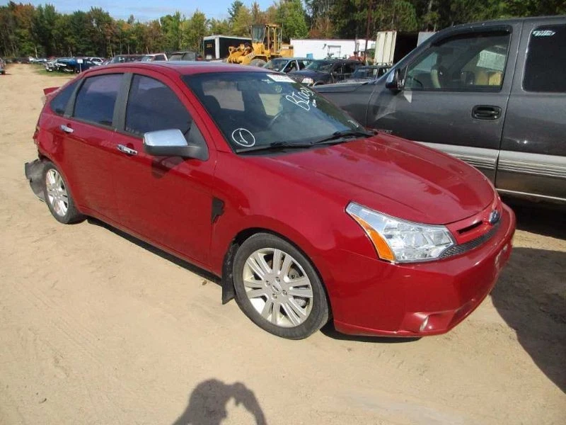 Reposacabezas trasero izquierdo Ford Focus Drivers 2009 - cuero negro Foto 3 de 4
