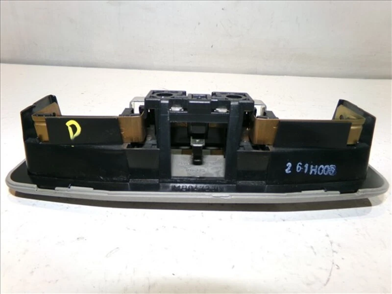 MB947239 interior light for MITSUBISHI SPACE STAR 1.9 D 1998-2005 2002 77558 - Image 4 of 4