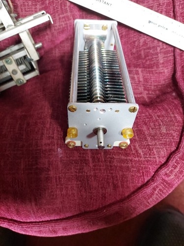 lot of variable capacitors & Coil out of sort out PLEASE LOOK AT ALL PHOTOS - Picture 7 of 10
