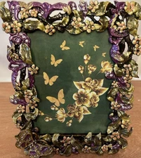 ARGENTO SC Picture Frame  Swarovski Crystals Holds a 3 1/2” X 5 Photo