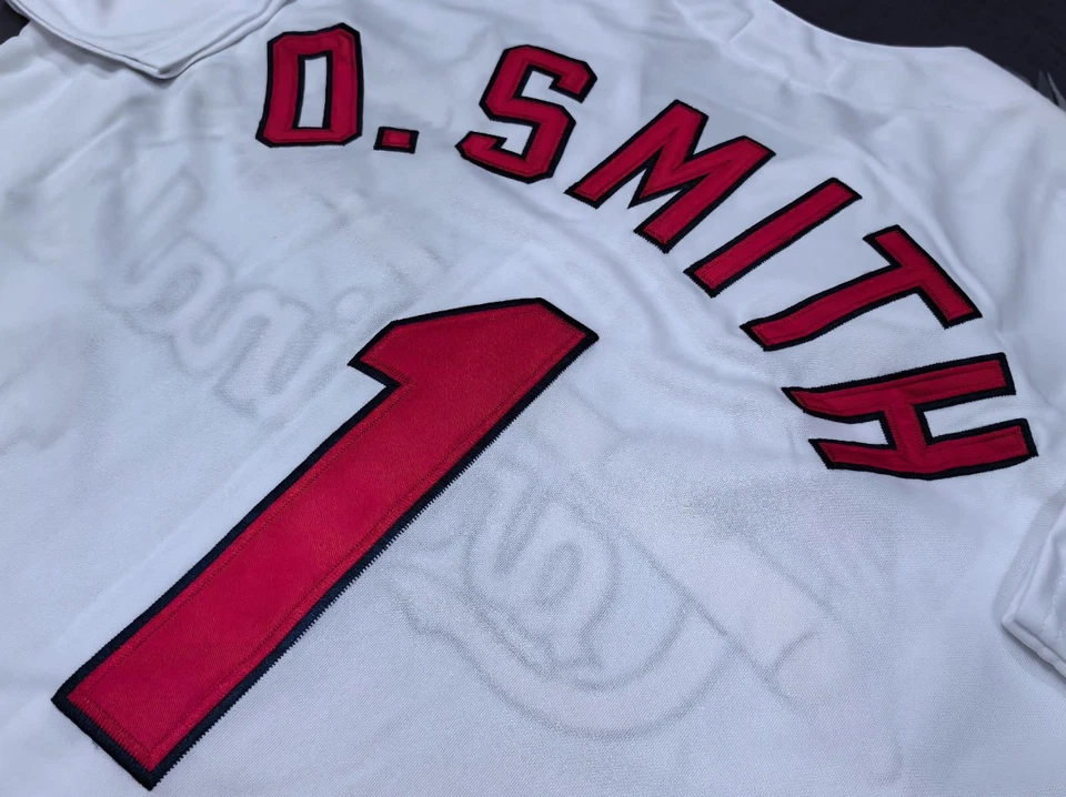 Jersey cosido blanco retro vintage Ozzie Smith #1 Cardinals. Foto 3 de 4