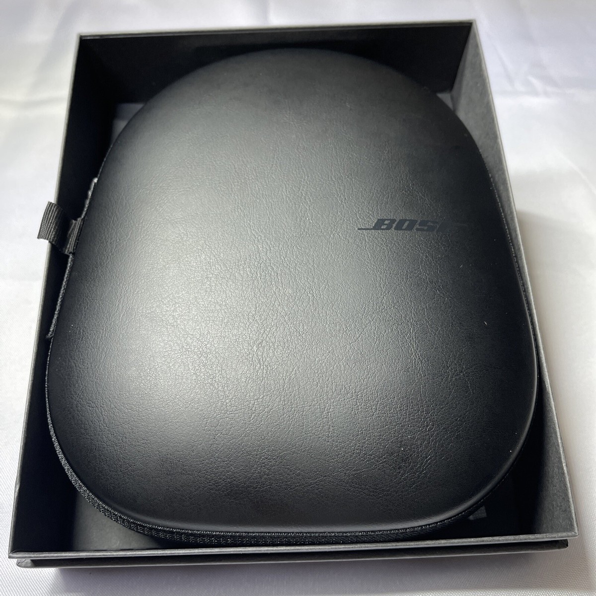 Bose NC700 700 Noise Cancelling Over-Ear Headphones - Black