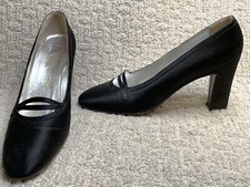 VTG Helene Arpels Black Satin Heels Shoes Pumps 9A Toe Detail Evening Box