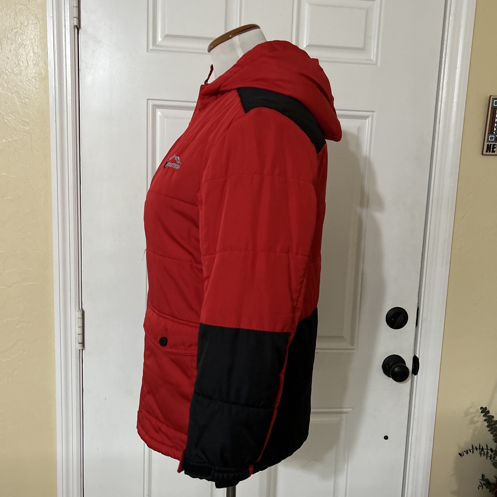 Expedition Winter Jacket. Very Good Condition. - image 9