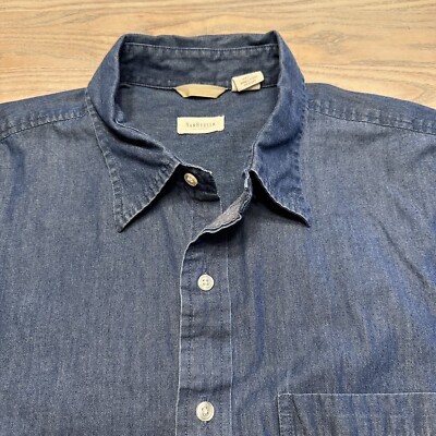 Van Heusen Blue Chambray Shirt Mens XL Button Up Long Sleeve Cotton Dark Wash